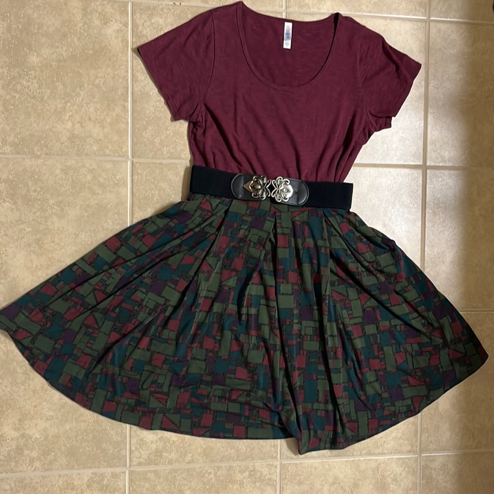 L (fits like M) Classic + M Madison (Belt not included). LuLaRoe outfit.